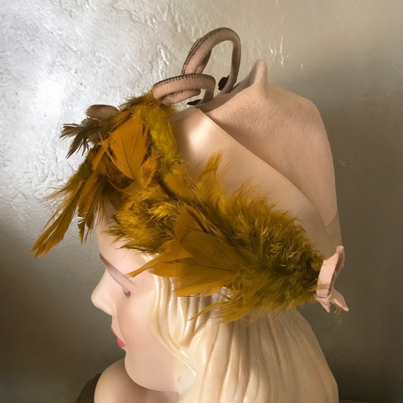 SHILLITOS Accessories Chic 94s Beige Felt Hat Conical Crown Wired Curly Bands Gold Feathers
